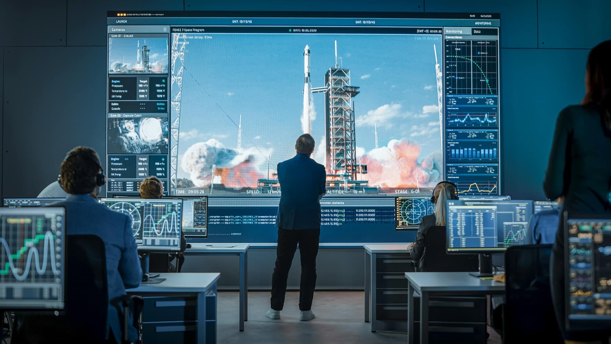 Diagram comparing manual LEO operations versus AI-driven constellation control